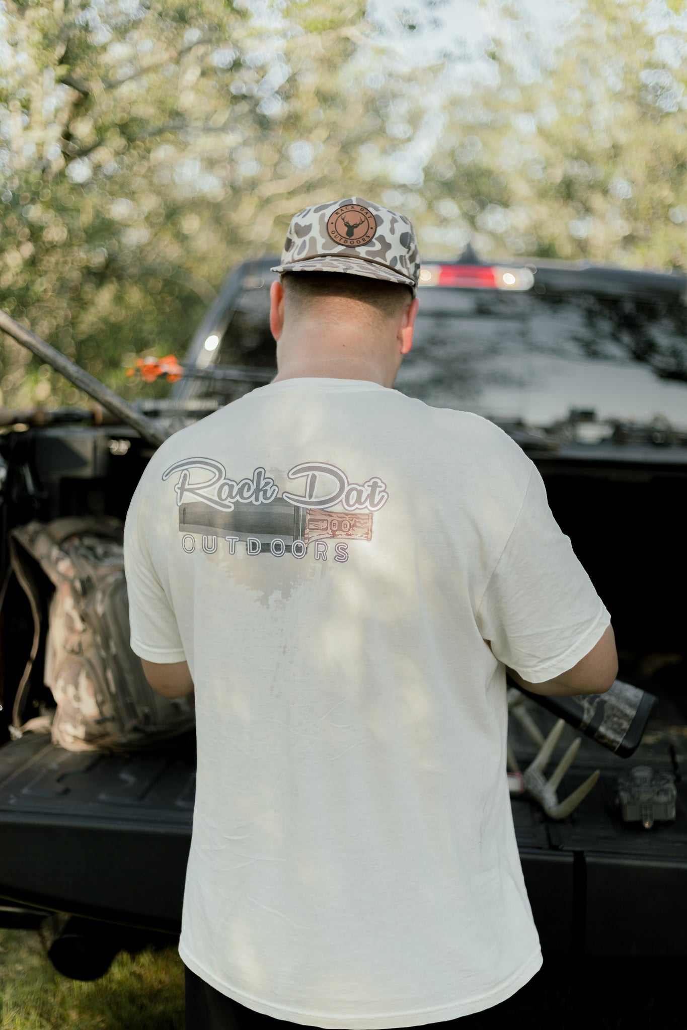 Rack Dat Outdoors | Ivory Pocket Tee